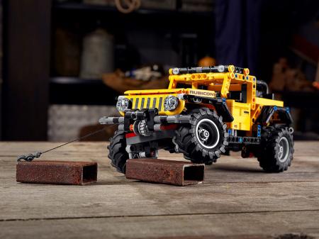 Конструктор LEGO Technic "Jeep Wrangler" (42122)
