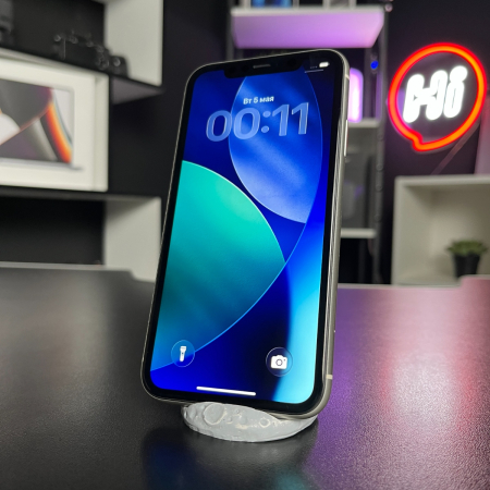 Trade in Apple iPhone 11 128Gb White IMEI: 2305