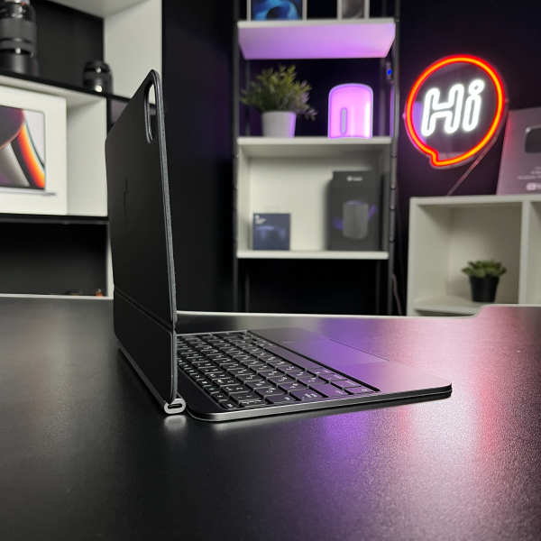 Уценка Apple Magic Keyboard для iPad Pro 11" M4 2024 (MWR23) Black IMEI: WCTG