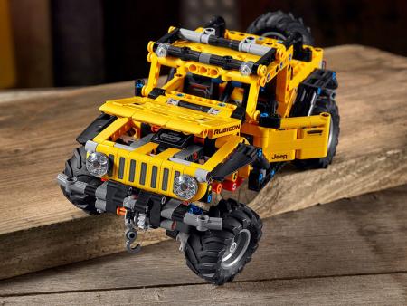 Конструктор LEGO Technic "Jeep Wrangler" (42122)