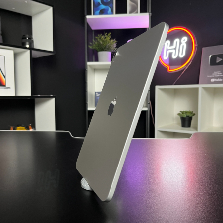 Уценка Apple iPad 11" (A16, 2025) Wi-Fi 256Gb Silver IMEI: YM6M