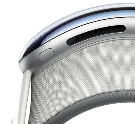 Очки смешанной реальности Apple Vision Pro (2024) 256Gb