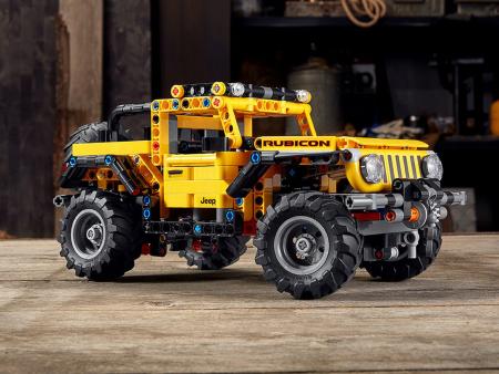 Конструктор LEGO Technic "Jeep Wrangler" (42122)