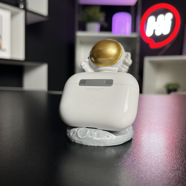 Уценка Кейс Apple AirPods Pro 2 Type-C IMEI: 4LCP