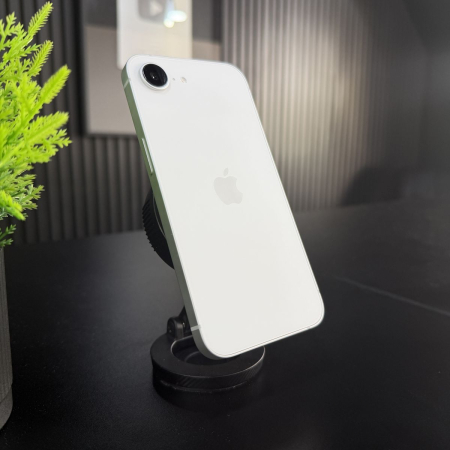 Уценка Apple iPhone 17e 256Gb White IMEI: 3023